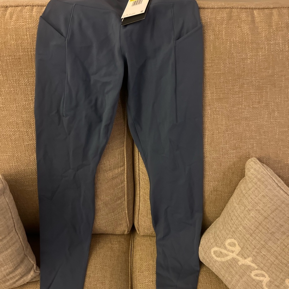 Nike Universe Dri-fit leggings